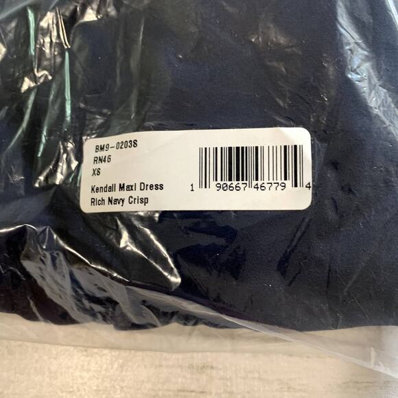 NWT Show Me Your Mumu Kendall Maxi Dress in Rich Navy Crisp - Picture 5 of 8